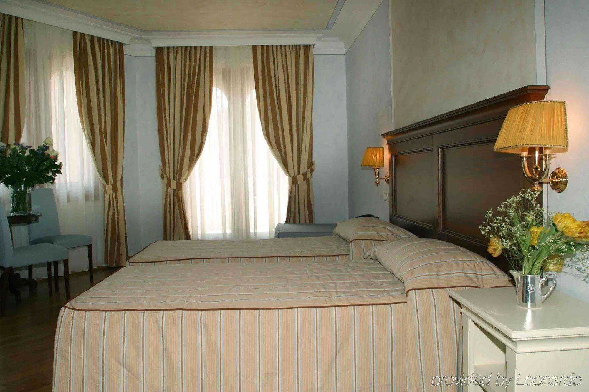 Bellerive Lifestyle Hotel Salò Oda fotoğraf